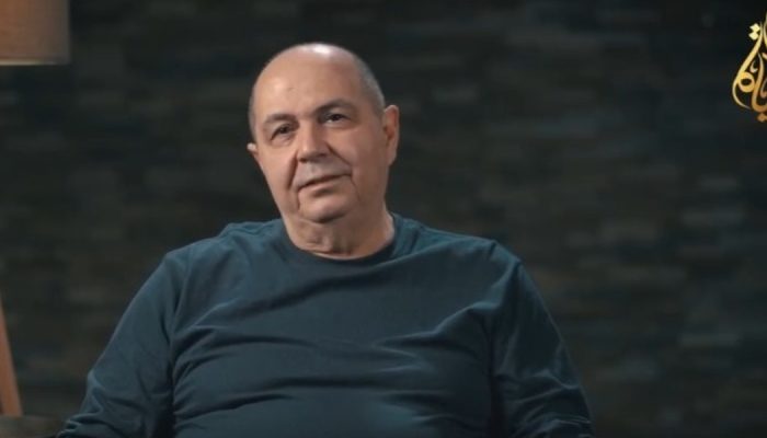 Harun Ibrahim fundou um canal de TV para evangelizar países árabes. (Foto: Reprodução/YouTube...