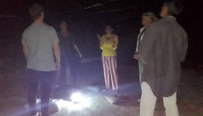 Grupo de cristãos orando em meio a blecautes em Cuba (Foto: Portas Abertas)